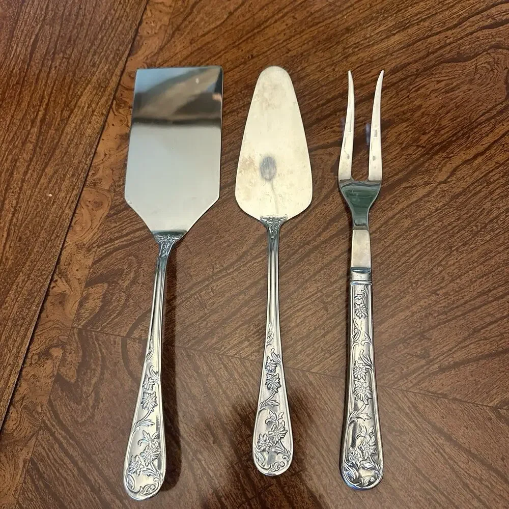 Reed Barton Flatware Queens Garden Floral Embossed Stainless 13 Pc Serving Set